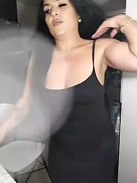 Snapshot of hot-babygirl chatting on July 5, 9:32 pm hot-babygirl online show from July 5, 9:32 pm