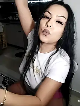 hot-babygirl online show from January 7, 9:20 pm