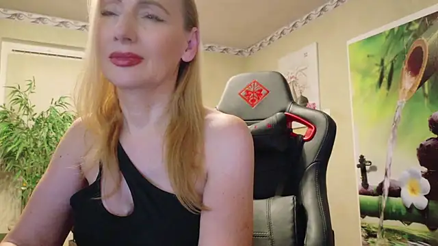 HotLana69 online show from February 14, 6:08 pm