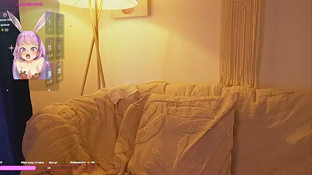 bunnycuteshy online show from October 28, 2:38 pm