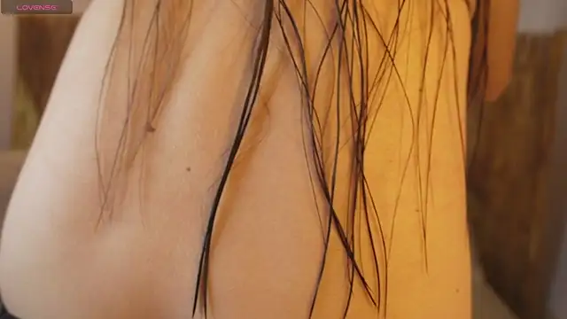 bunnycuteshy online show from May 4, 1:03 pm