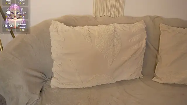 bunnycuteshy online show from March 12, 1:26 pm