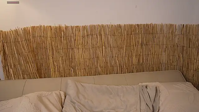 bunnycuteshy online show from April 17, 12:41 pm