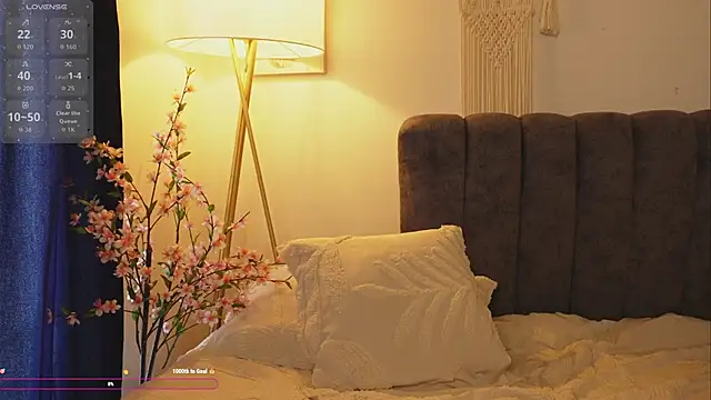 Snapshot of bunnycuteshy chatting on September 23, 2:24 pm bunnycuteshy online show from September 23, 2:24 pm