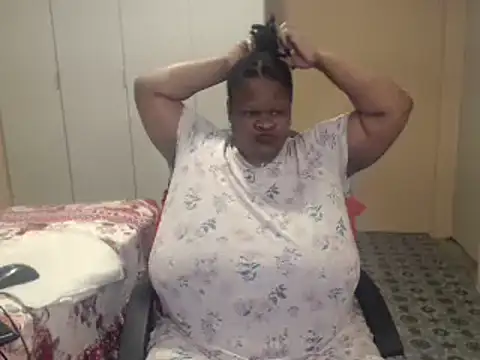 sweetnoziexx online show from December 4, 4:17 pm