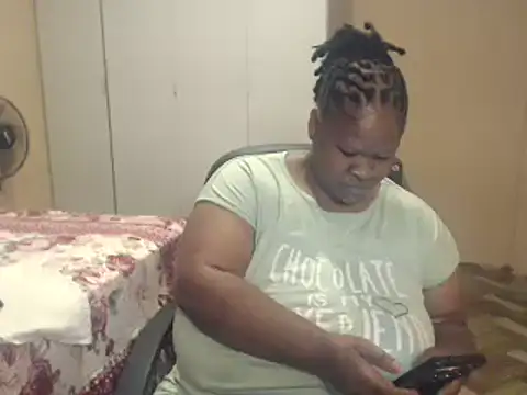 sweetnoziexx online show from April 3, 4:41 am