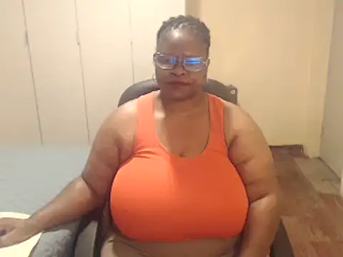 Snapshot of sweetnoziexx chatting on March 20, 7:57 pm sweetnoziexx online show from March 20, 7:57 pm