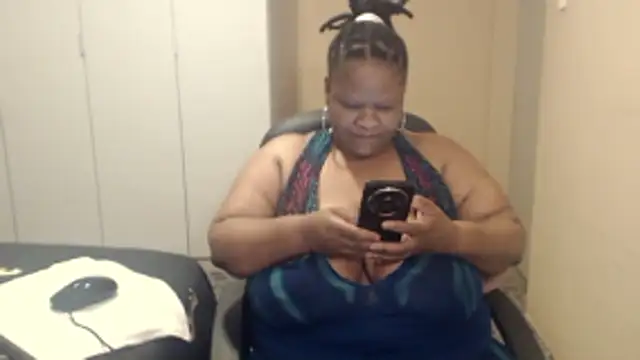 sweetnoziexx online show from October 29, 5:50 am