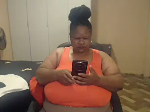 sweetnoziexx online show from March 25, 7:08 am