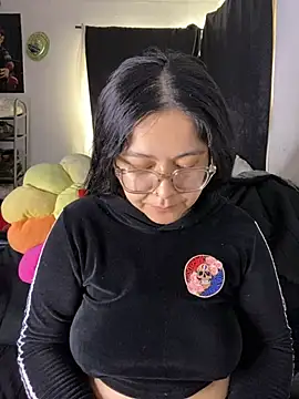 Snapshot of MsConejitaa chatting on February 24, 3:53 pm MsConejitaa online show from February 24, 3:53 pm