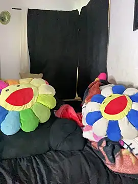 MsConejitaa online show from December 16, 5:50 pm