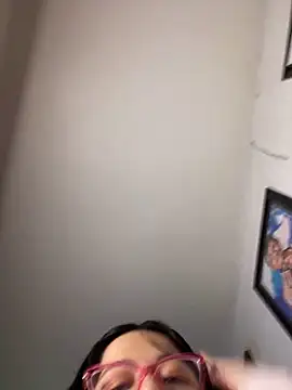 Snapshot of MsConejitaa chatting on October 20, 4:18 pm MsConejitaa online show from October 20, 4:18 pm