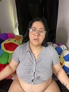 MsConejitaa online show from May 27, 4:25 pm