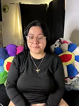 Snapshot of MsConejitaa chatting on December 5, 3:43 pm MsConejitaa online show from December 5, 3:43 pm