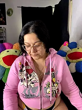 Snapshot of MsConejitaa chatting on November 5, 5:49 pm MsConejitaa online show from November 5, 5:49 pm