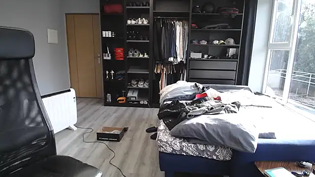 samricci21 online show from December 22, 2:17 pm