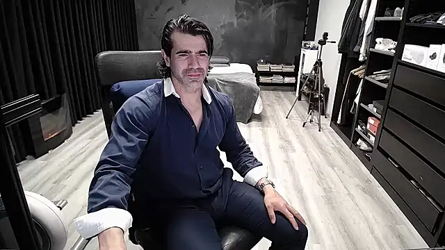 samricci21 online show from March 6, 9:32 pm