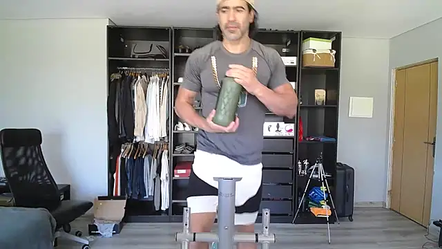 samricci21 online show from March 28, 9:10 am