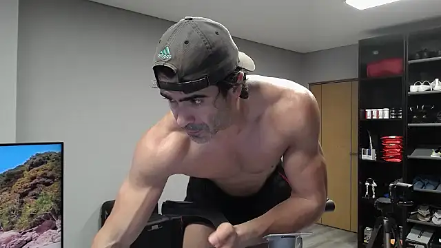 samricci21 online show from December 17, 9:20 pm