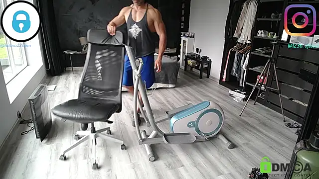 samricci21 online show from March 20, 10:05 am