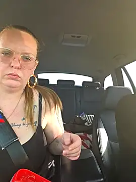 Melissa1994- online show from April 8, 3:13 pm