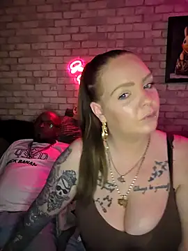 Snapshot of Melissa1994- chatting on March 13, 10:26 pm Melissa1994- online show from March 13, 10:26 pm