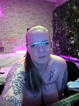 Melissa1994- online show from May 8, 1:31 am