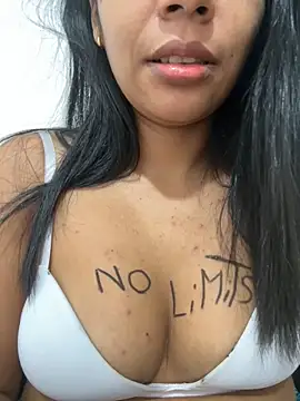 verenicehotxx online show from February 5, 8:35 pm