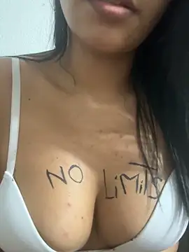 verenicehotxx online show from February 2, 1:23 am