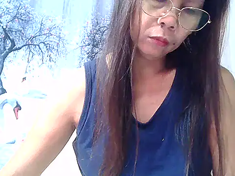 Snapshot of urwife_tobe chatting on October 11, 7:37 pm urwife tobe online show from October 11, 7:37 pm