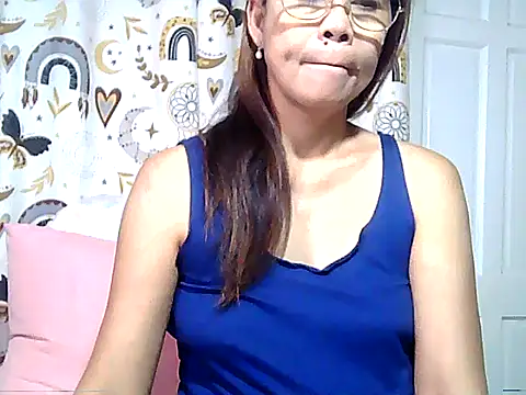 urwife tobe online show from April 21, 8:26 pm