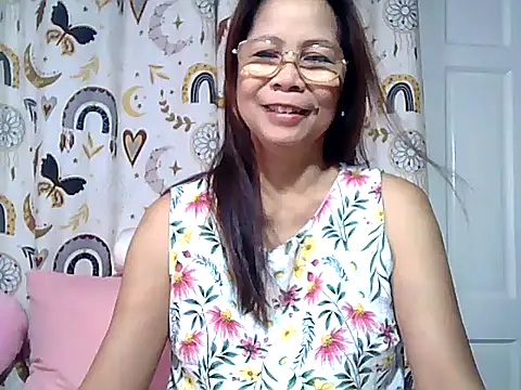 urwife tobe online show from April 19, 9:17 pm