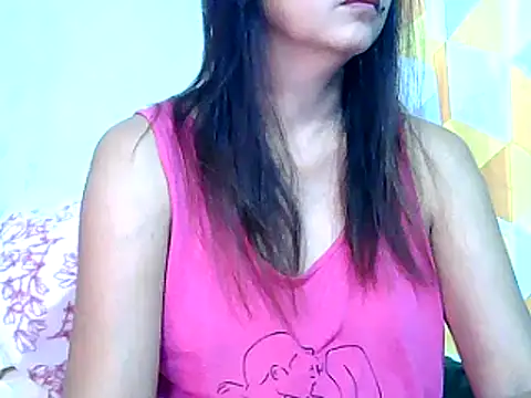 Snapshot of urwife_tobe chatting on February 18, 1:44 pm urwife tobe online show from February 18, 1:44 pm