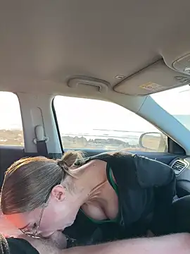 Nicoleevien online show from February 28, 5:07 am