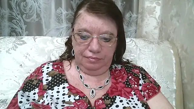 SusanaAhSun online show from June 17, 11:20 am