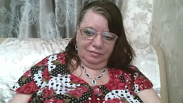 SusanaAhSun online show from April 16, 11:11 am