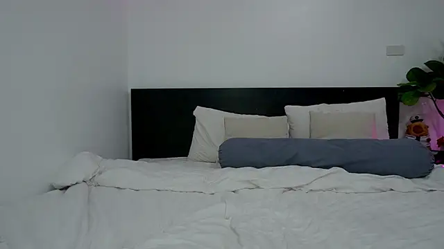 Heeykitty online show from January 9, 2:07 am