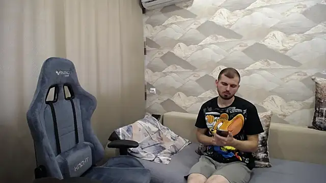 SerzhKorol1 online show from September 22, 8:42 am