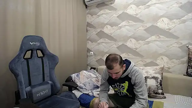 SerzhKorol1 online show from September 29, 8:10 am