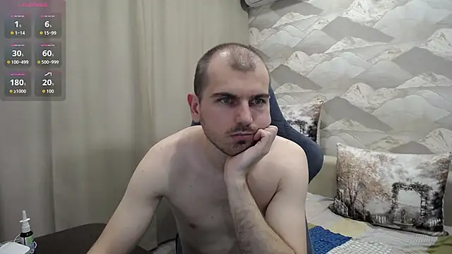 Snapshot of SerzhKorol1 chatting on June 21, 12:11 pm SerzhKorol1 online show from June 21, 12:11 pm