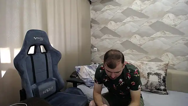 SerzhKorol1 online show from October 16, 7:38 am