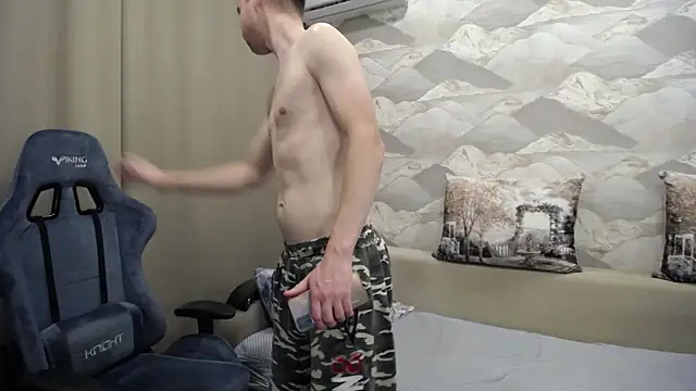 SerzhKorol1 online show from October 28, 6:18 pm