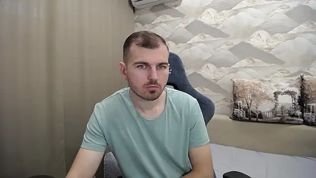 SerzhKorol1 online show from October 9, 7:42 am