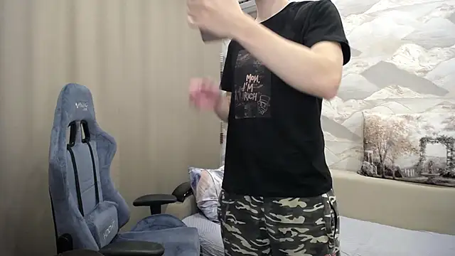 SerzhKorol1 online show from October 28, 6:12 am