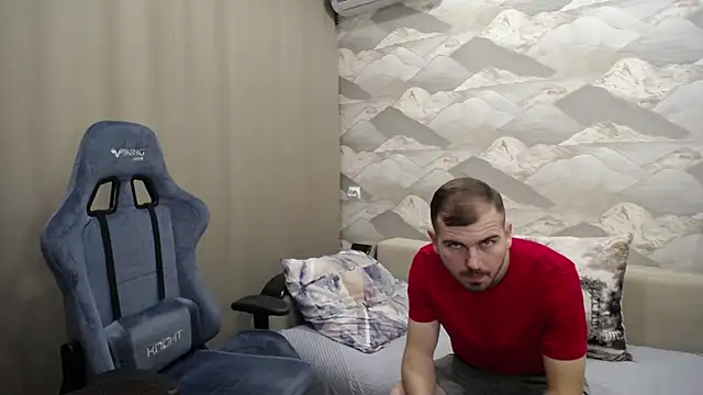 SerzhKorol1 online show from October 11, 7:31 am