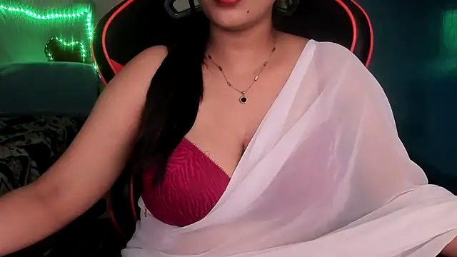 Snapshot of South_indian_tickly chatting on June 9, 5:58 pm South indian tickly online show from June 9, 5:58 pm