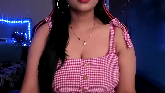 Snapshot of South_indian_tickly chatting on September 23, 11:23 pm South indian tickly online show from September 23, 11:23 pm