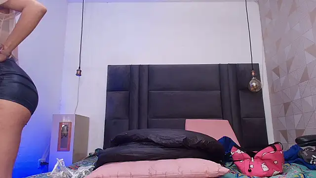 arletmss online show from October 11, 3:07 am