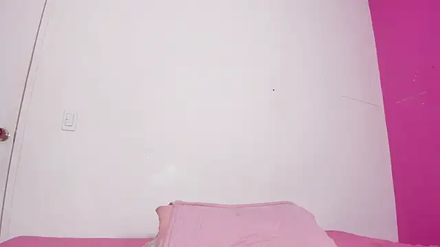 Snapshot of karli_sweet chatting on December 24, 6:06 pm karli sweet online show from December 24, 6:06 pm