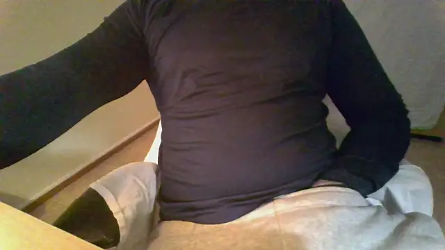 Snapshot of jesuisabiat chatting on March 1, 9:48 pm jesuisabiat online show from March 1, 9:48 pm